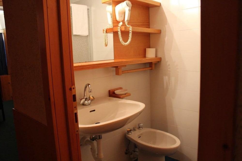 Residence Sole Alto Марилева Екстериор снимка