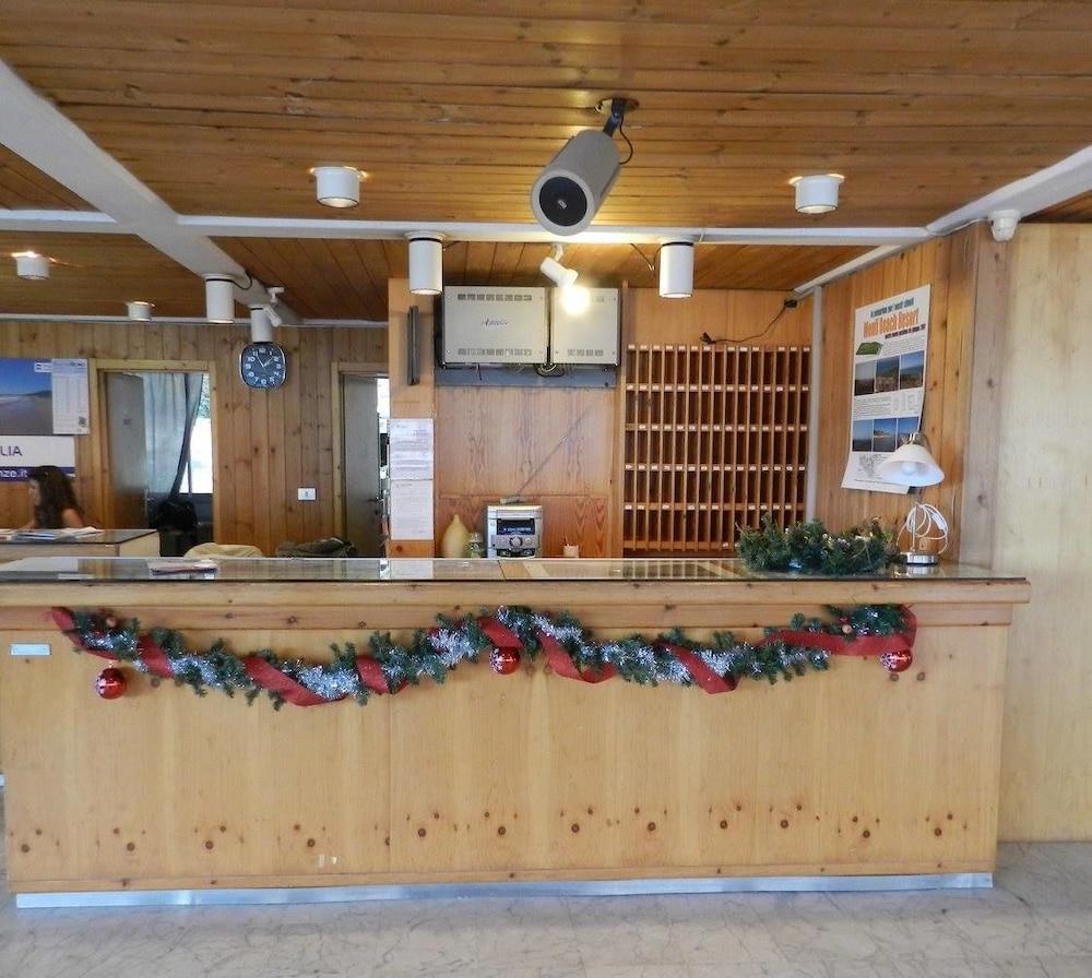 Residence Sole Alto Марилева Екстериор снимка