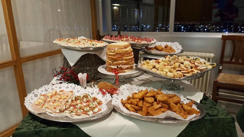 Residence Sole Alto Марилева Екстериор снимка